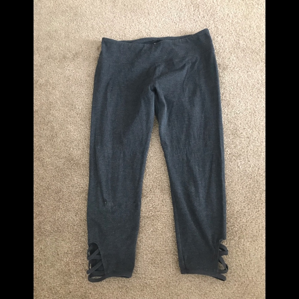So Perfect Yoga capri leggings